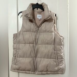 Old Navy Puffer Vest
